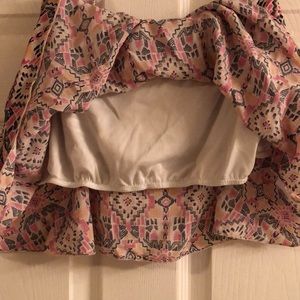 Charlotte Russe Tops - Charlotte Russe flowy pink/blue croptop Charlotte Russe Tops - Charlotte Russe flowy pink/blue croptop